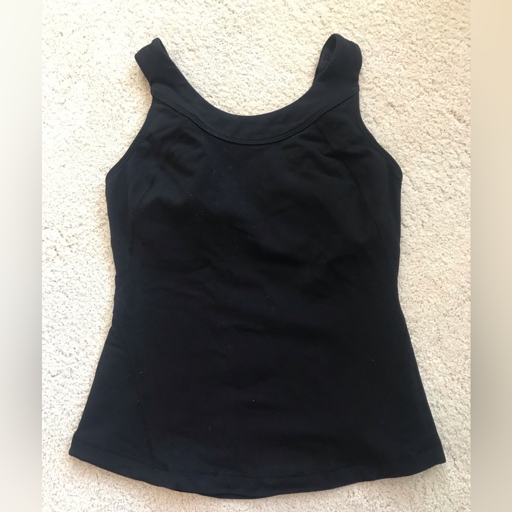 Lululemon “Let Me Hold Those For You”